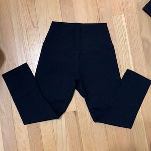 Zyia Ascend High Rise 20” Capri Leggings